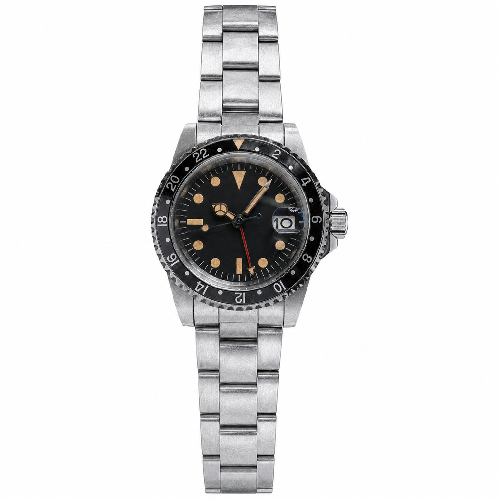 Full view of a 40mm no-logo GMT watch with an aged three-link bracelet