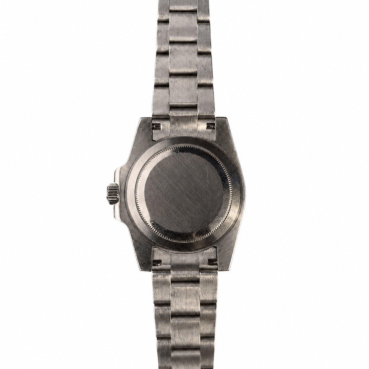 Solid caseback and aged three-link bracelet of the vintage GMT automatic watch